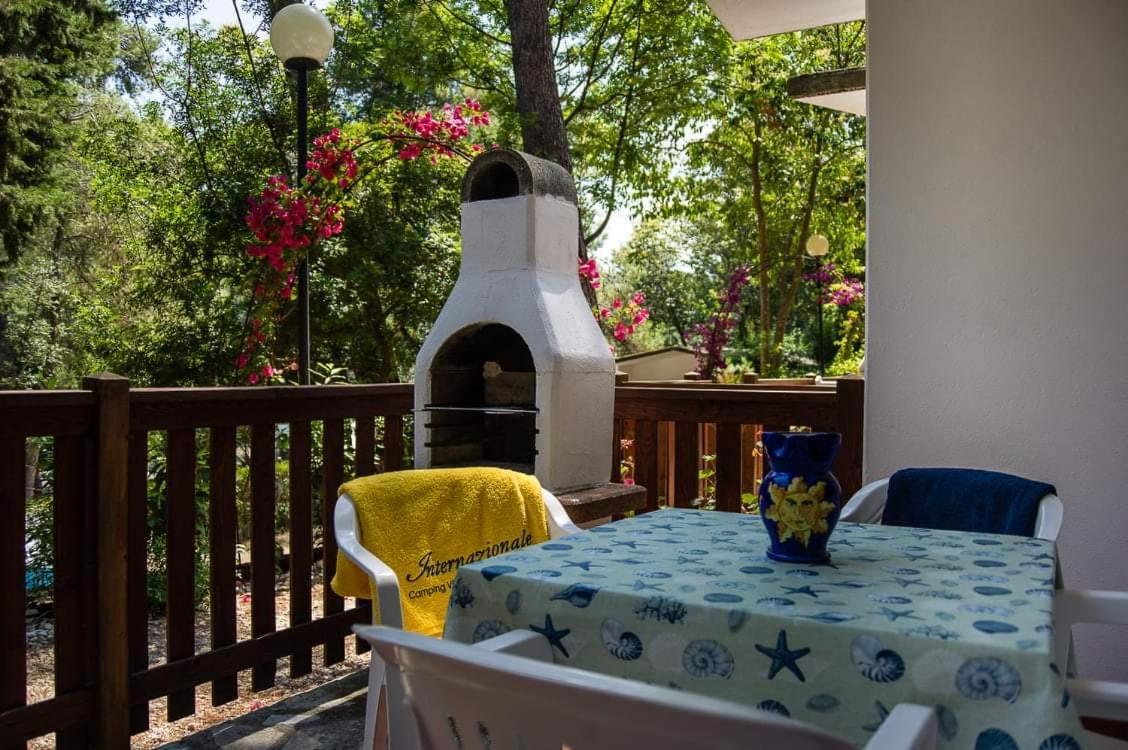 Camping Villaggio Internazionale San Menaio Eksteriør billede